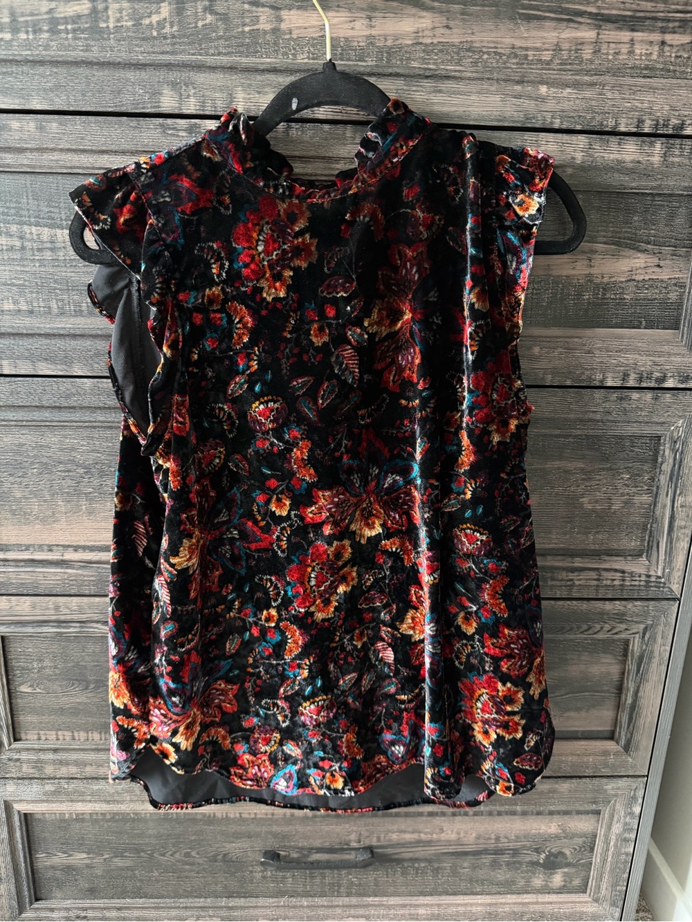 LOFT Black Multi Floral Velvet Ruffle Cap-Sleeve Blouse